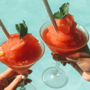 The Trending Slushie Maker Ice-Cream Black 1.6L Chillio SOLD OUT